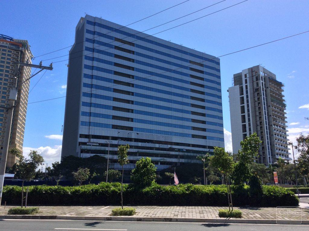 Polaris<br/> <br/> 
              Location: Muntinlupa City<br/> 
              Services: LEED, Mechanical Design<br/> 
              Client: Innoland Dev’t Corp<br/> 